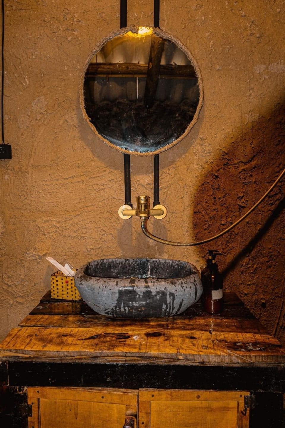 Quadruple Room | Bathroom | Shower, slippers, bidet, towels