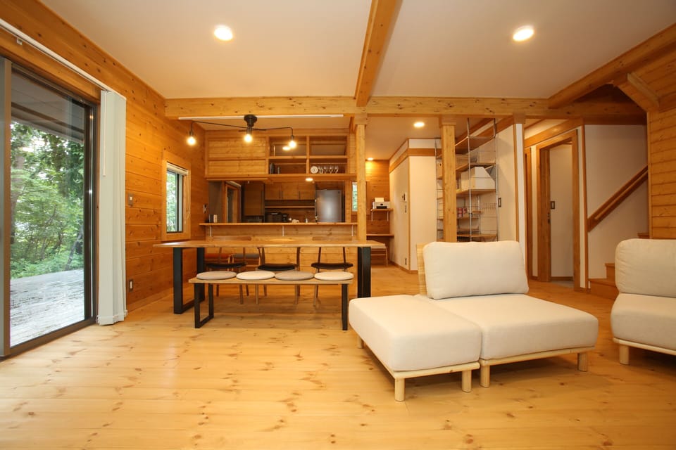 Chalet, 3 Bedrooms, Non Smoking | In-room dining