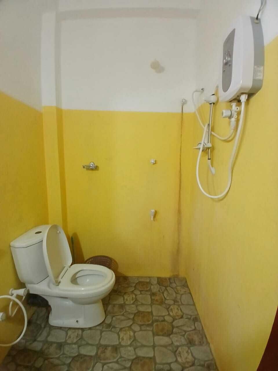 Slippers, towels, soap, toilet paper