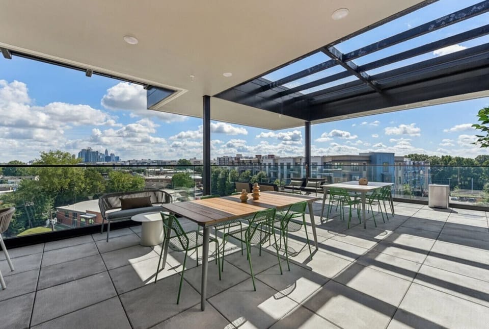 Vibrate Uptown view from the rooftop!