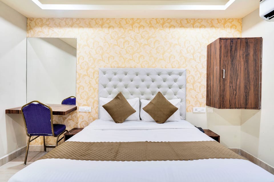 Standard Room | Desk, laptop workspace, free WiFi, bed sheets