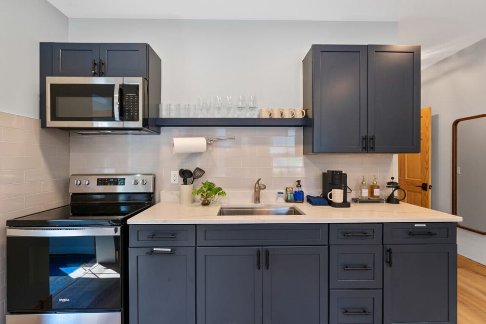 fully stocked kitchen