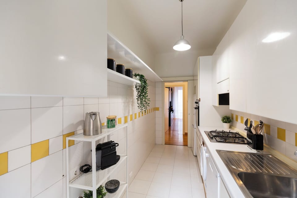 Classic Apartment, Balcony | Private kitchen | Full-size fridge, oven, stovetop, dishwasher