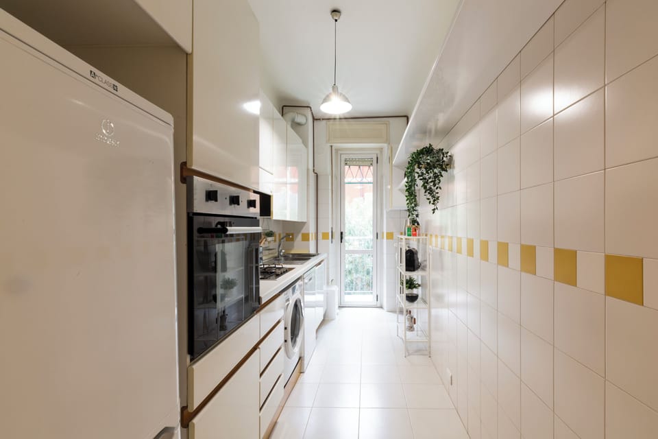 Classic Apartment, Balcony | Private kitchen | Full-size fridge, oven, stovetop, dishwasher