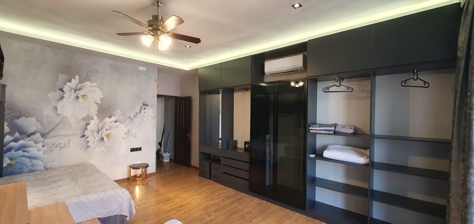 Family Apartment, Balcony, City View | 2 bedrooms, iron/ironing board, free WiFi