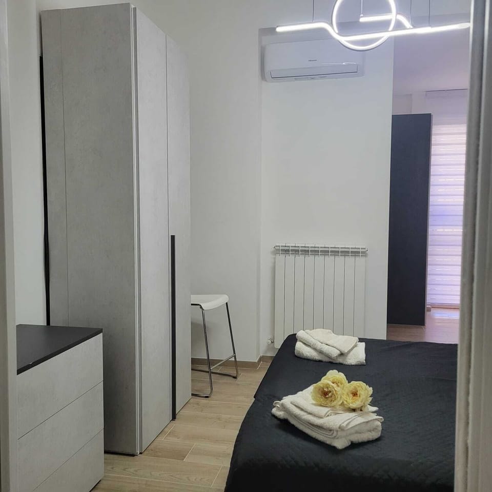 Junior Triple Room | Iron/ironing board (on request), WiFi (free)