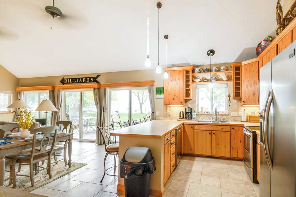 House (4 Bedrooms) | Interior