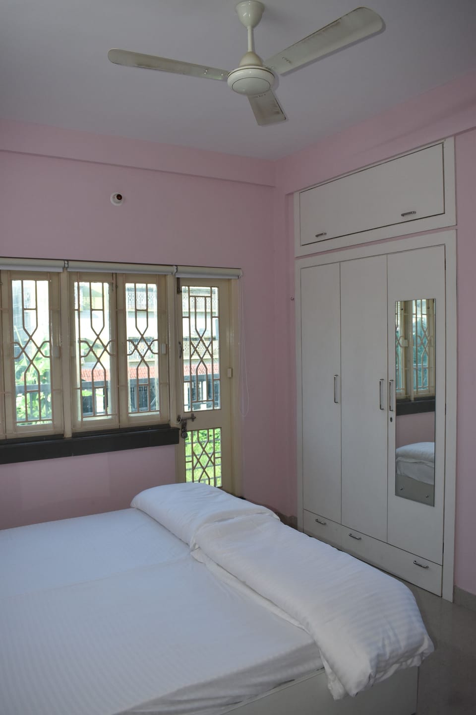 Family Double Room, Balcony, City View | Desk, laptop workspace
