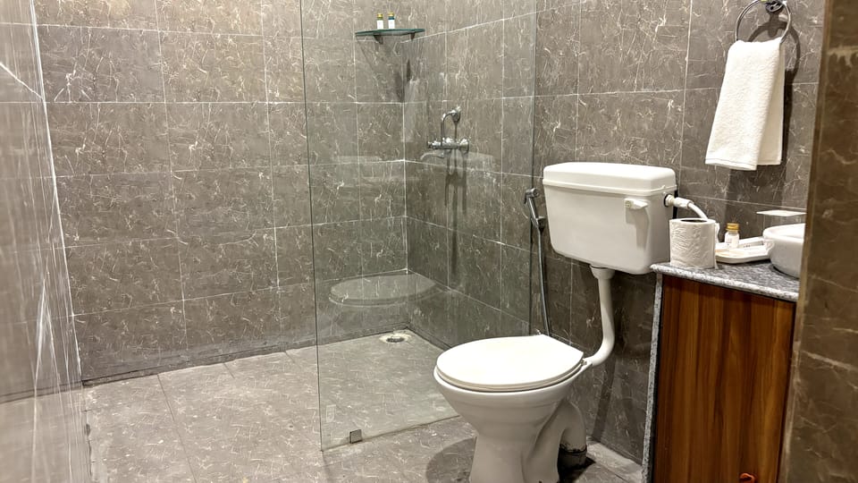 Premium Room | Bathroom