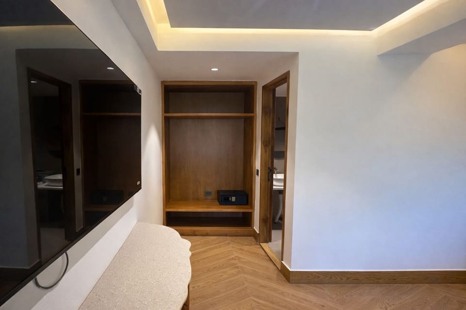 Deluxe Double Room | Premium bedding, minibar, laptop workspace, free WiFi