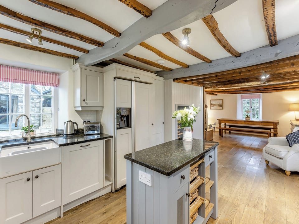Kitchen | The Old Post House, Clovelly