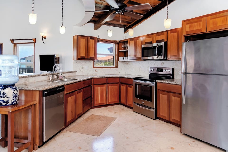 Fully equipped kitchen