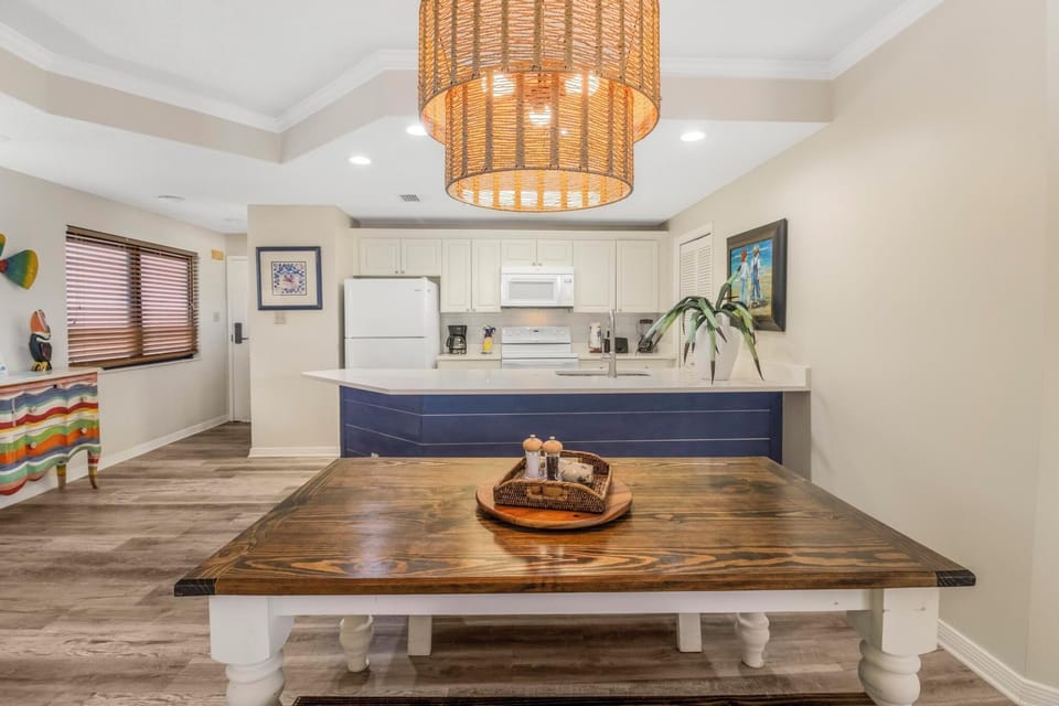 Kitchen/dining area