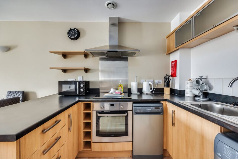 Fully equipped kitchen