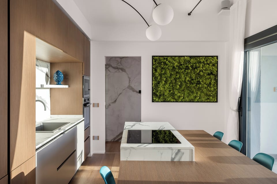 Kitchen with island (2)