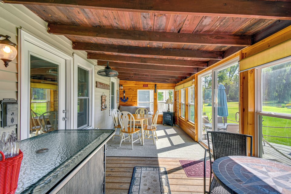 3-Season Porch | Bar | Electric Fireplace