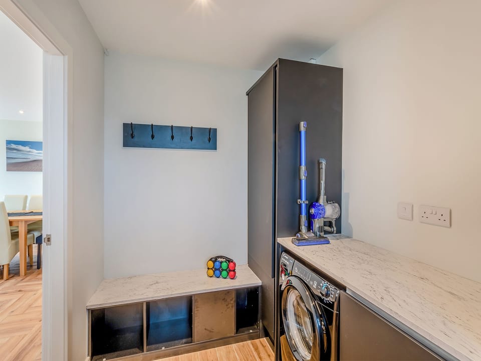 Utility room | The Caddy&rsquo;s Lodge - The Drive Cottages, Bamburgh
