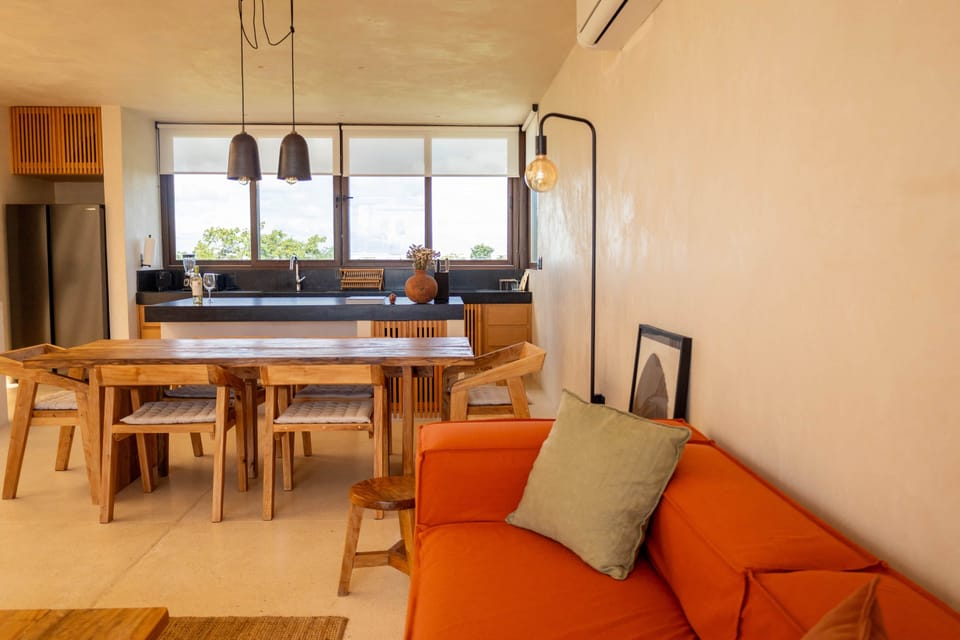Interior / Living comedor