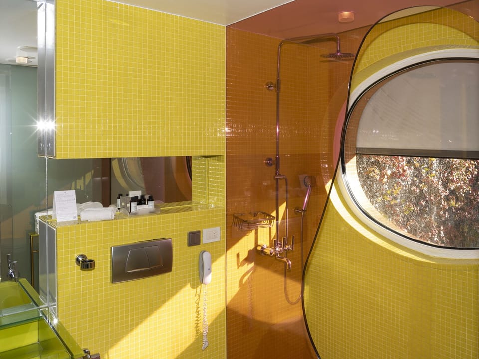 Bungalow, Poolside | Bathroom | Shower, free toiletries, hair dryer, bathrobes