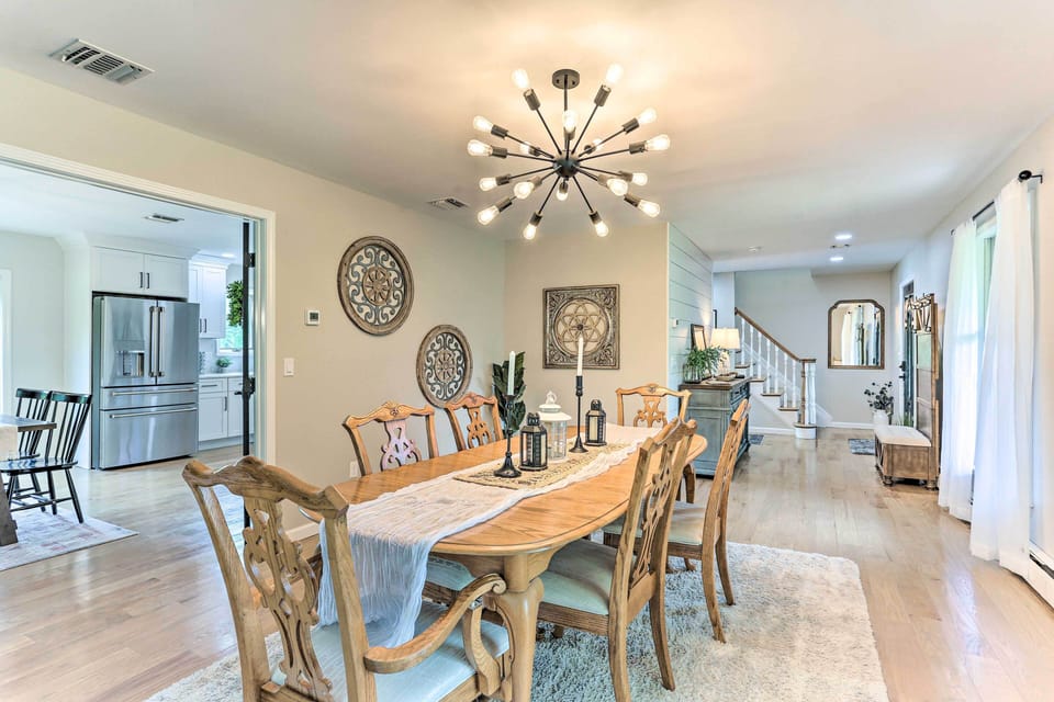 Formal dining room