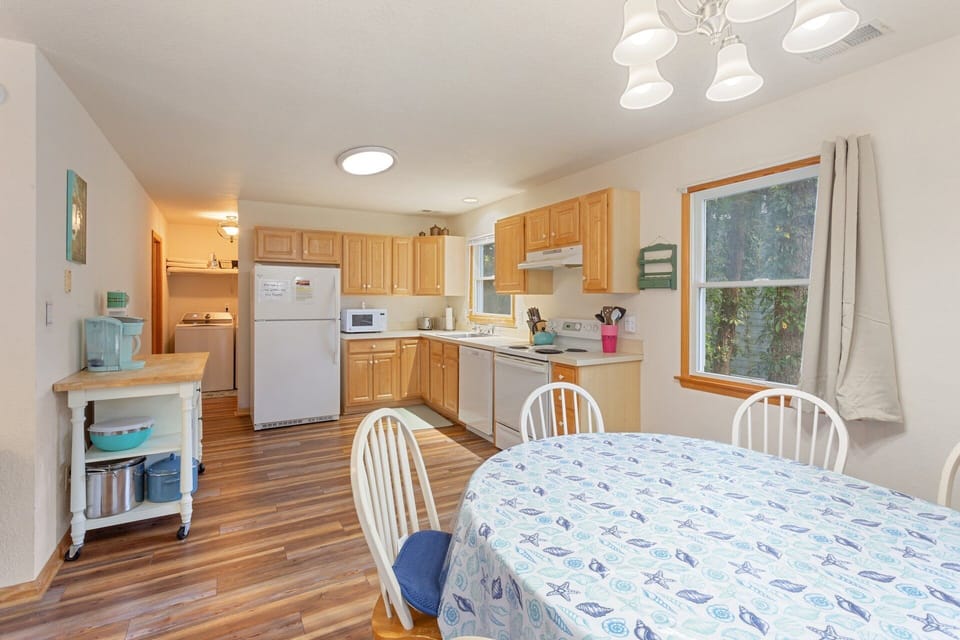 Make your way to the fully equipped Kitchen with all the essentials, which means meal preparation is a breeze.