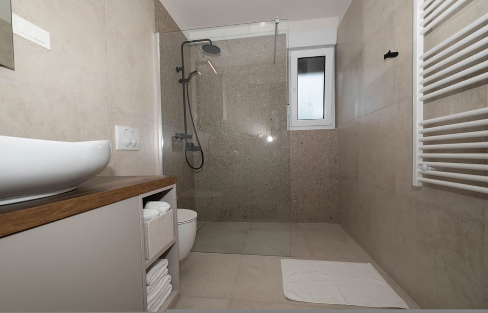 Holiday House Jewel With Private Pool House in Krk