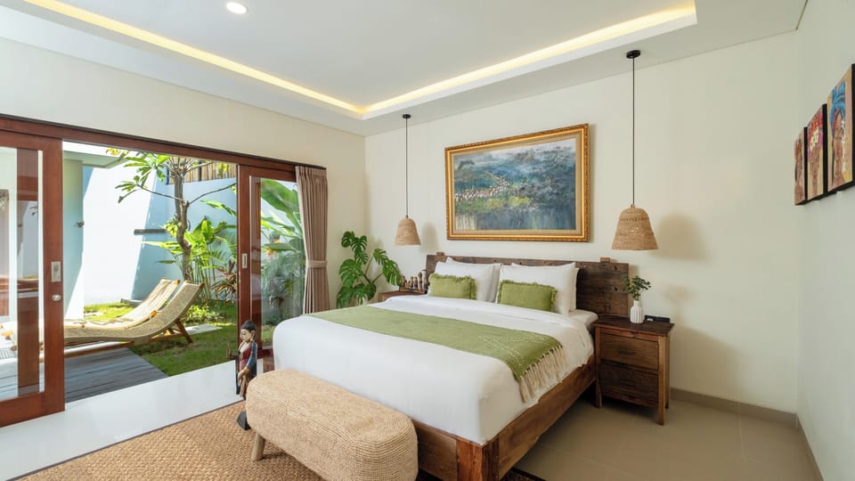 Villa, Pool View | 2 bedrooms, laptop workspace, cribs/infant beds, rollaway beds