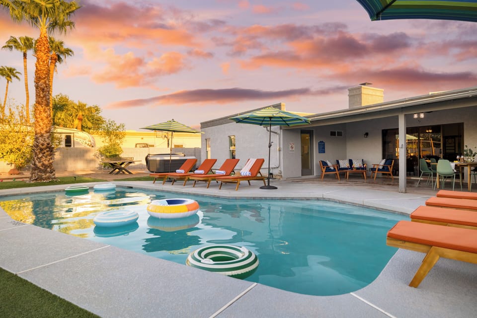 Poolside bliss.