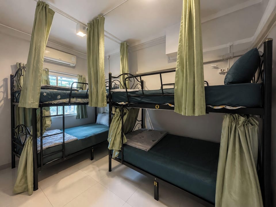 Shared Dormitory, Mixed Dorm | Desk, WiFi (free), bed sheets