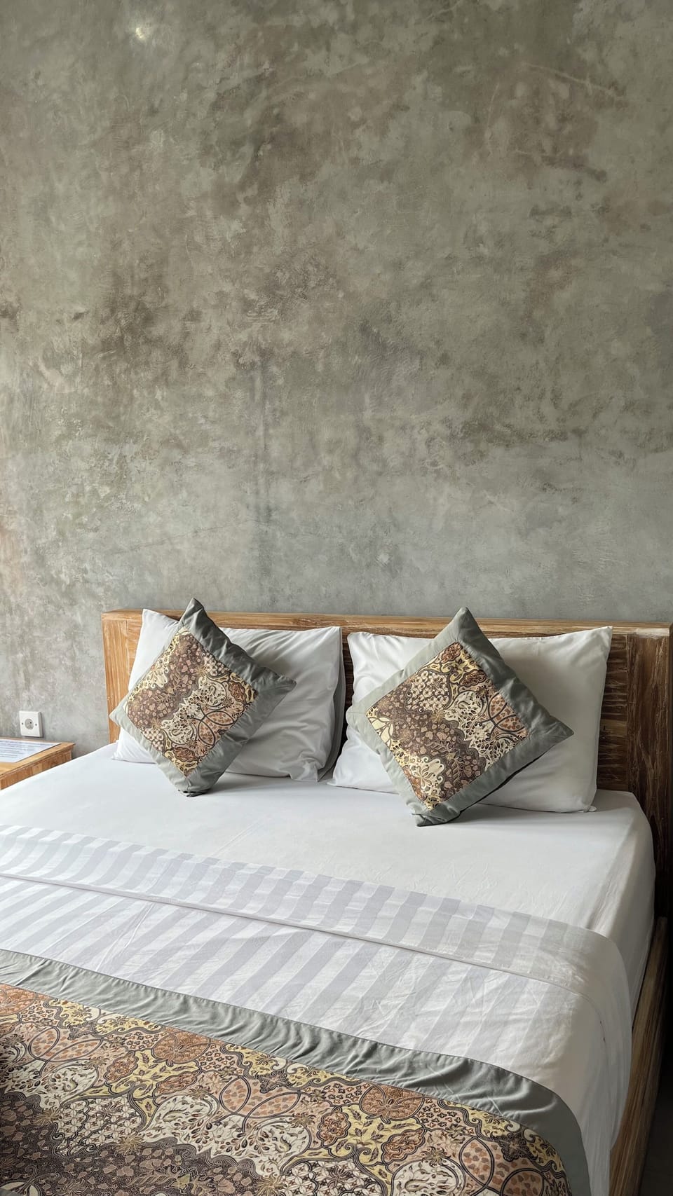 Deluxe Double Room, City View | Free WiFi