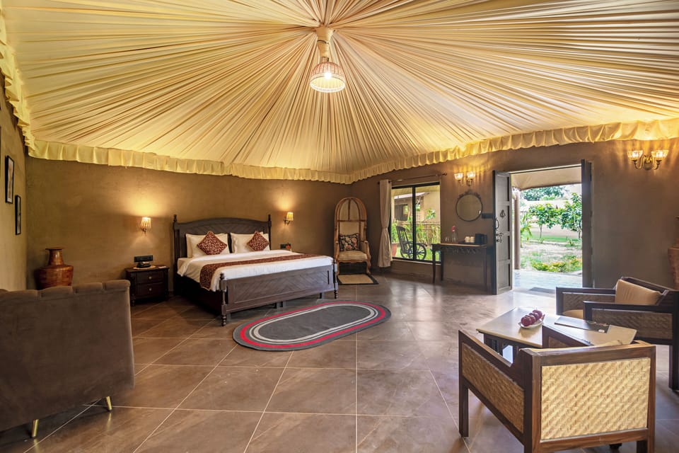 Luxury Tent with Sit Out | Free WiFi, bed sheets