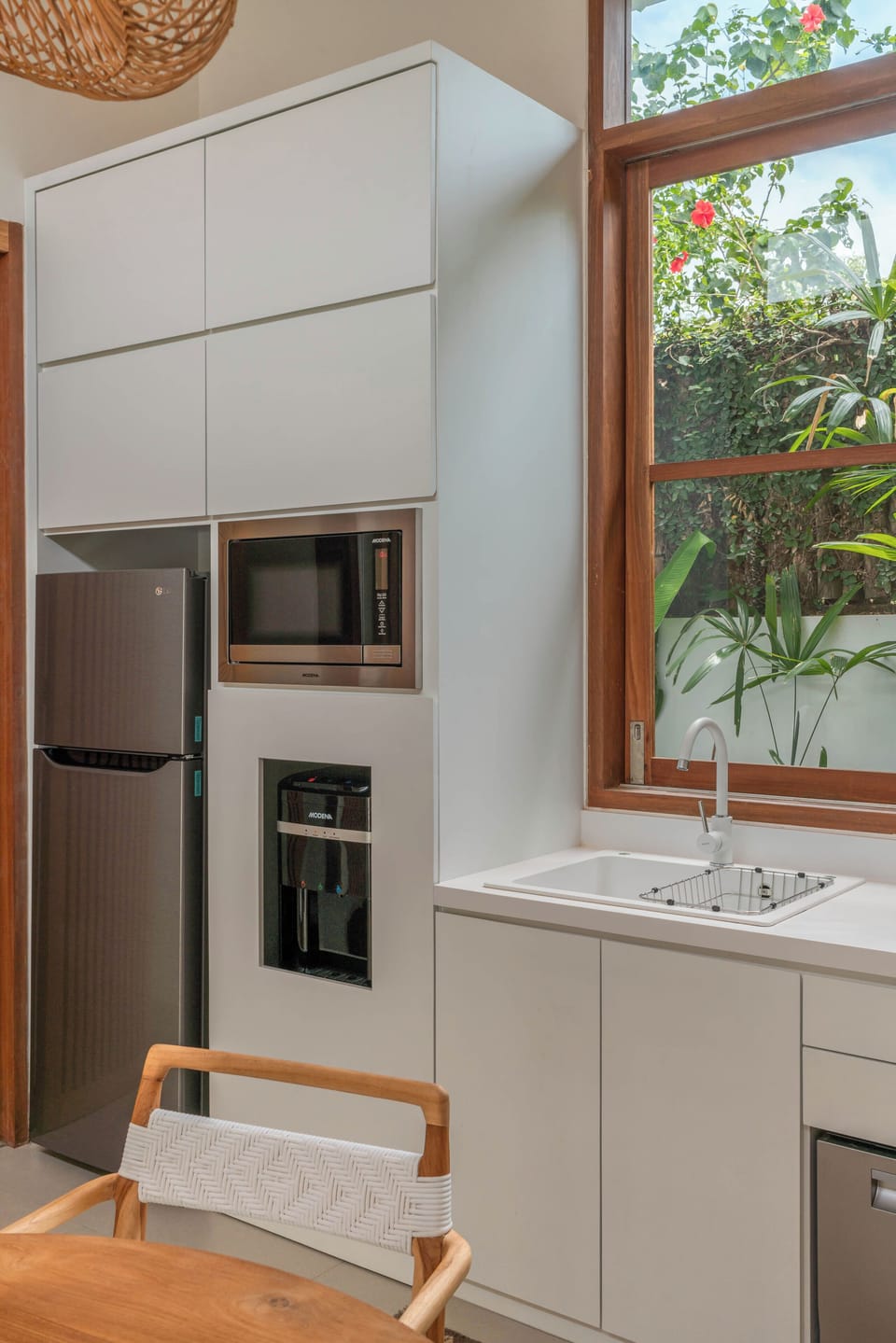 Deluxe Villa, Pool View | Private kitchen | Toaster