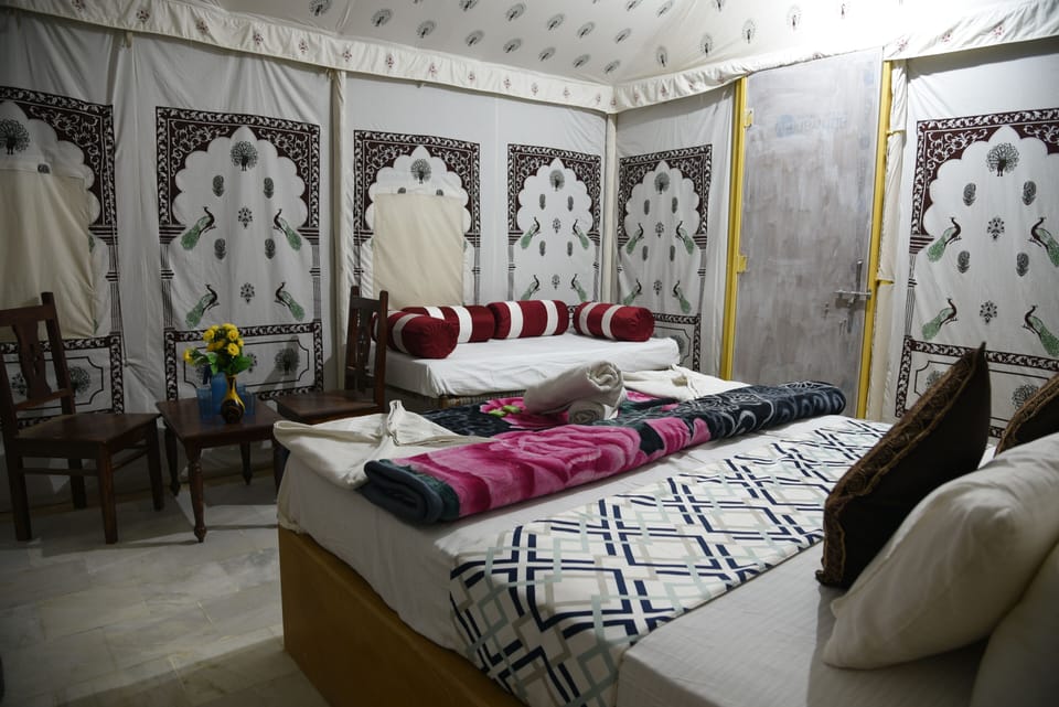 Family Double or Twin Room | Laptop workspace, soundproofing, free WiFi