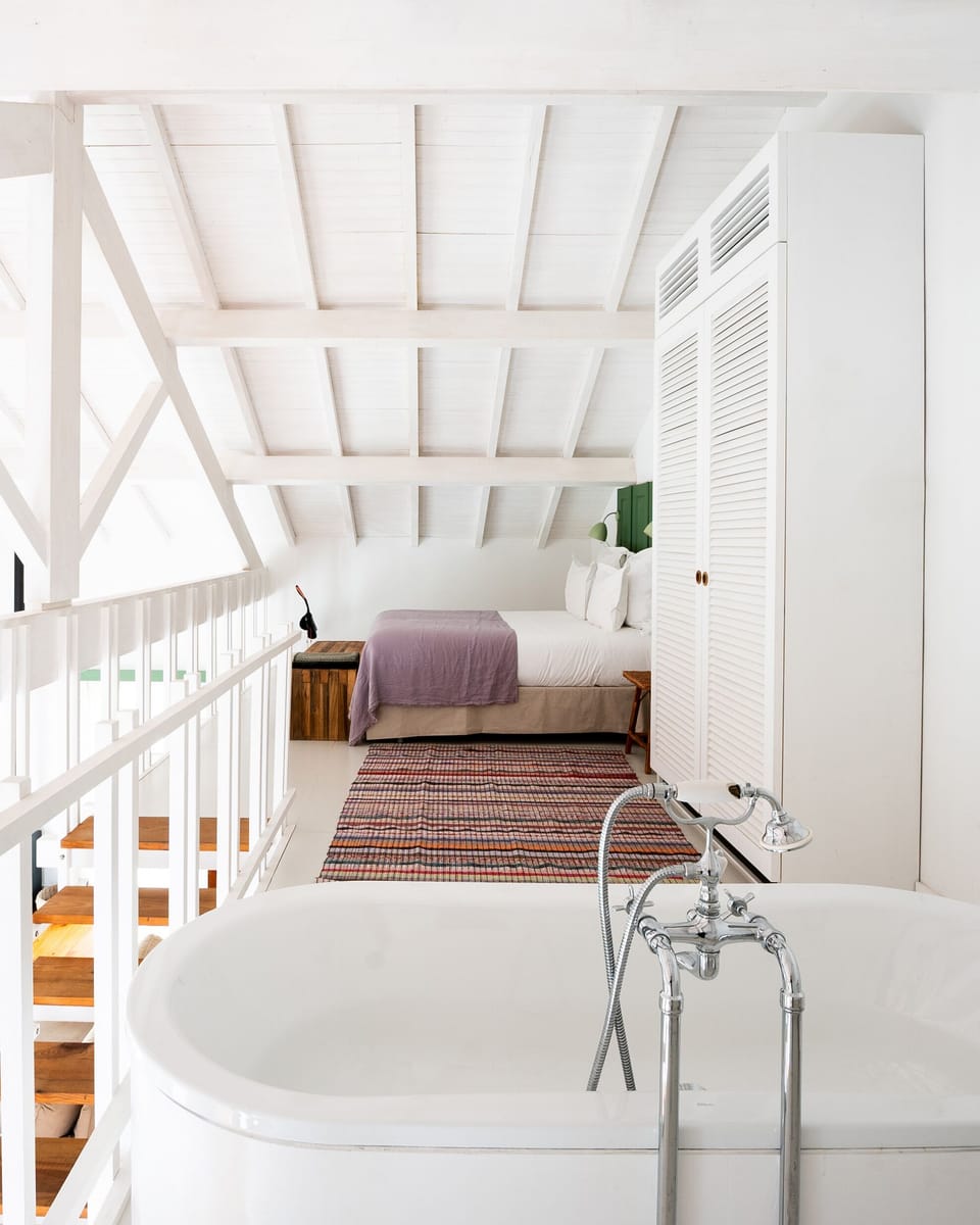 Superior Suite, Vineyard View | Soundproofing, free WiFi