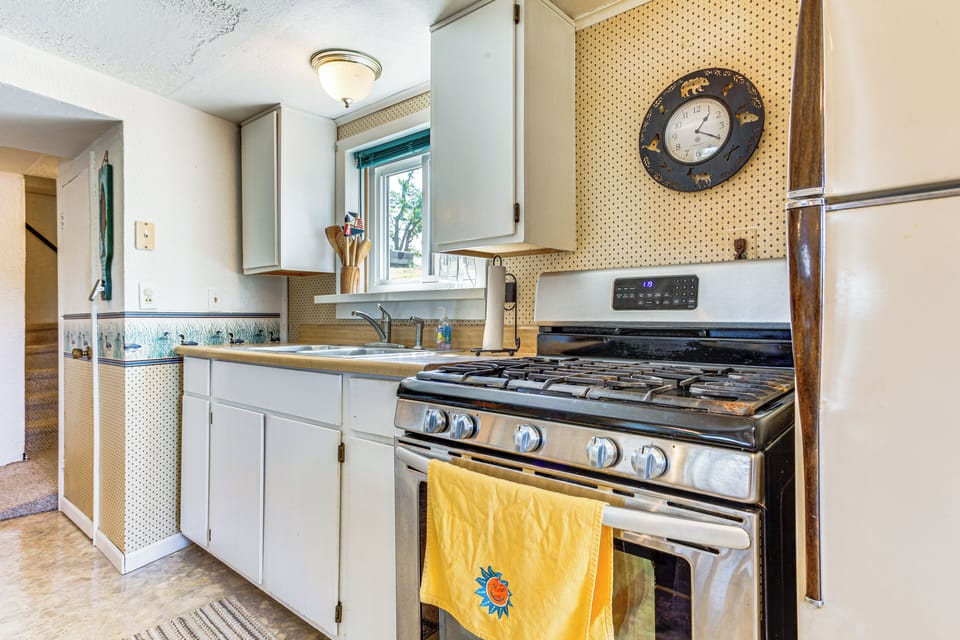 House (2 Bedrooms) | Interior