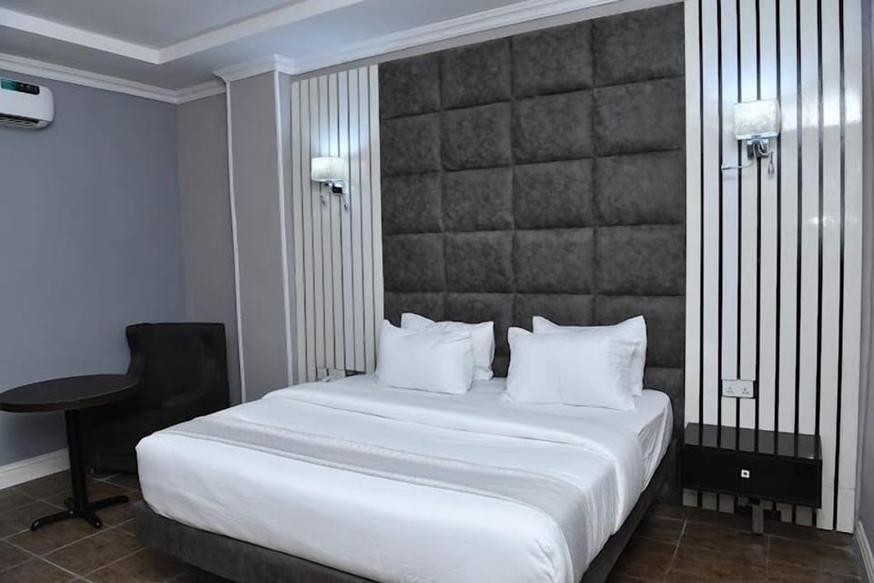 Economy Room, Balcony, City View | Desk, laptop workspace, free WiFi