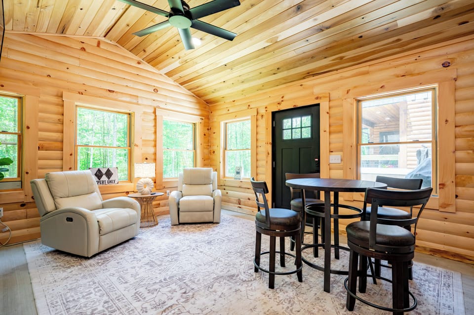 Sun Room off back of Garage