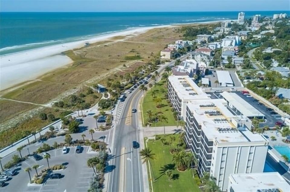 Siesta Key - Steps away for the dazzling white sand on Siesta Key.