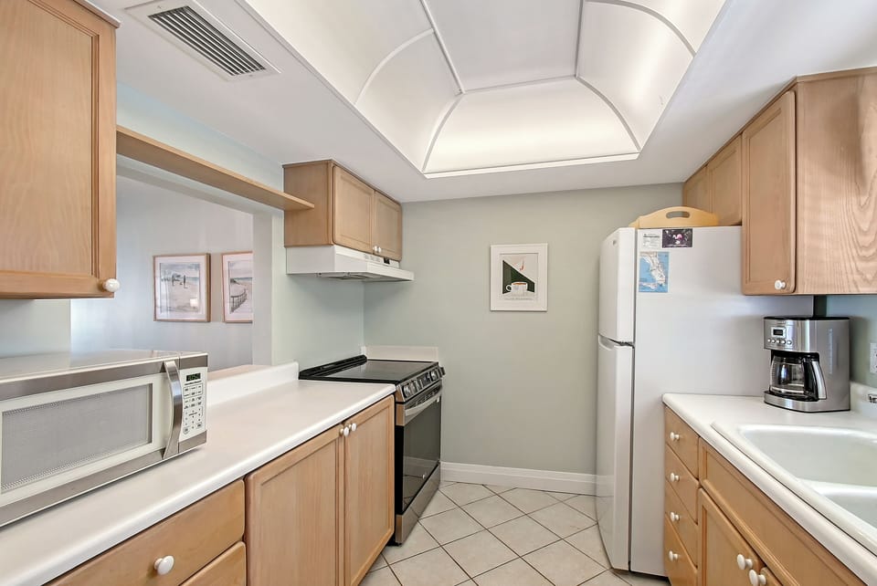 Fully Stocked Kitchen