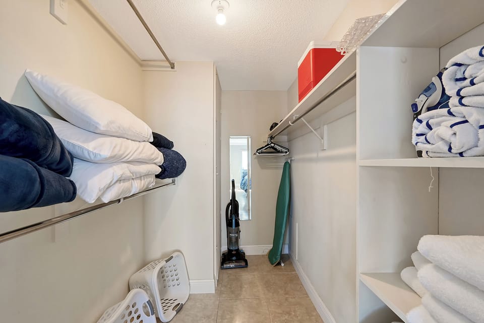 Walk-in Closet - Plenty of space in the walk-in closet