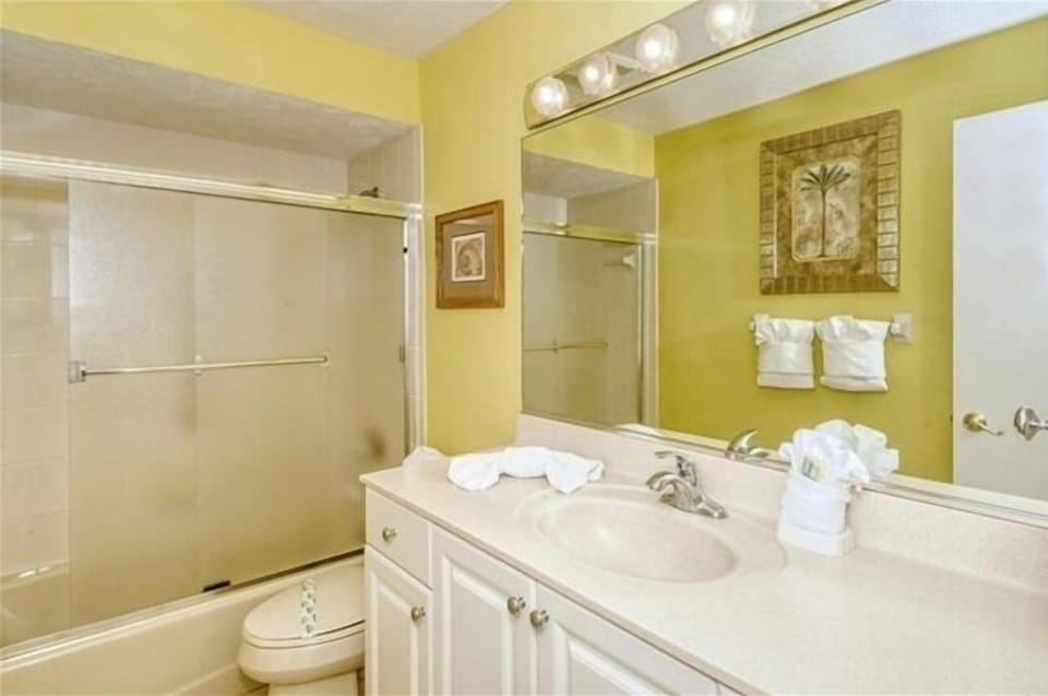 Master Bathroom - Combination tub and shower.
