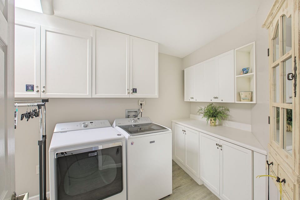 20-Amalfi-Coast-427D-Laundry