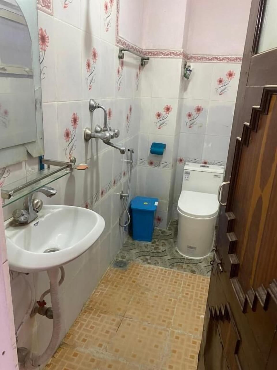 Shower, slippers, towels
