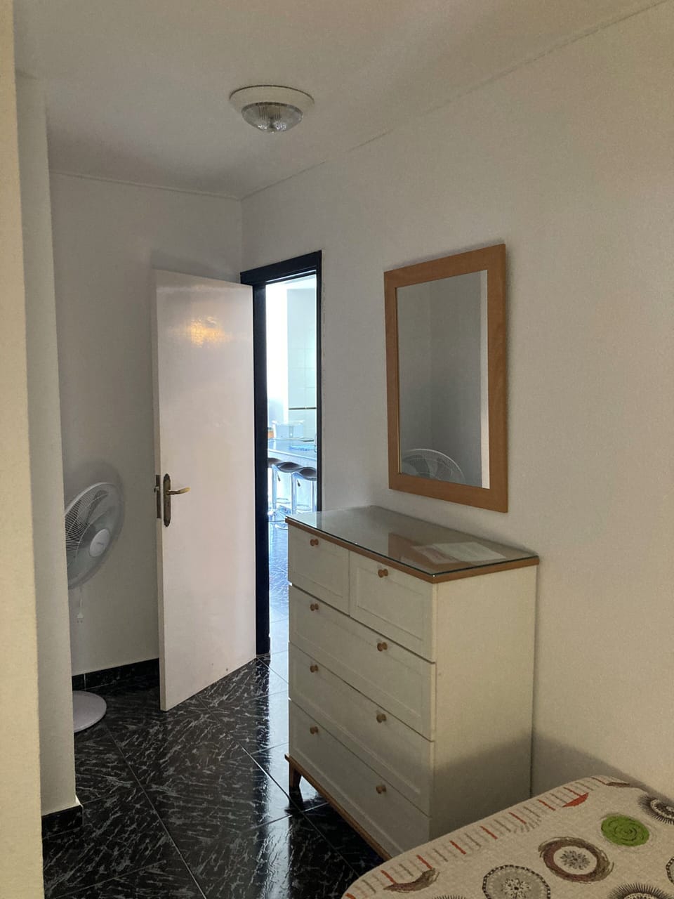 Apartment | 2 bedrooms, iron/ironing board, free WiFi, bed sheets