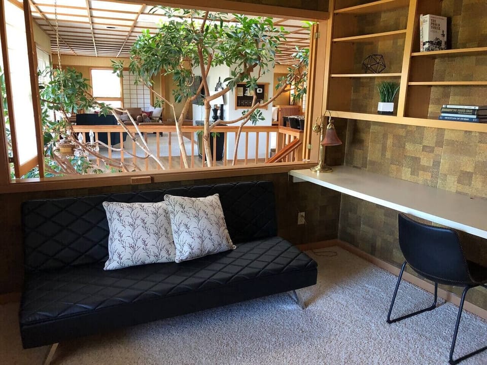 Smart TV, offices