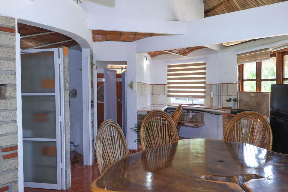 Family Cabin, Sea View | Private kitchen