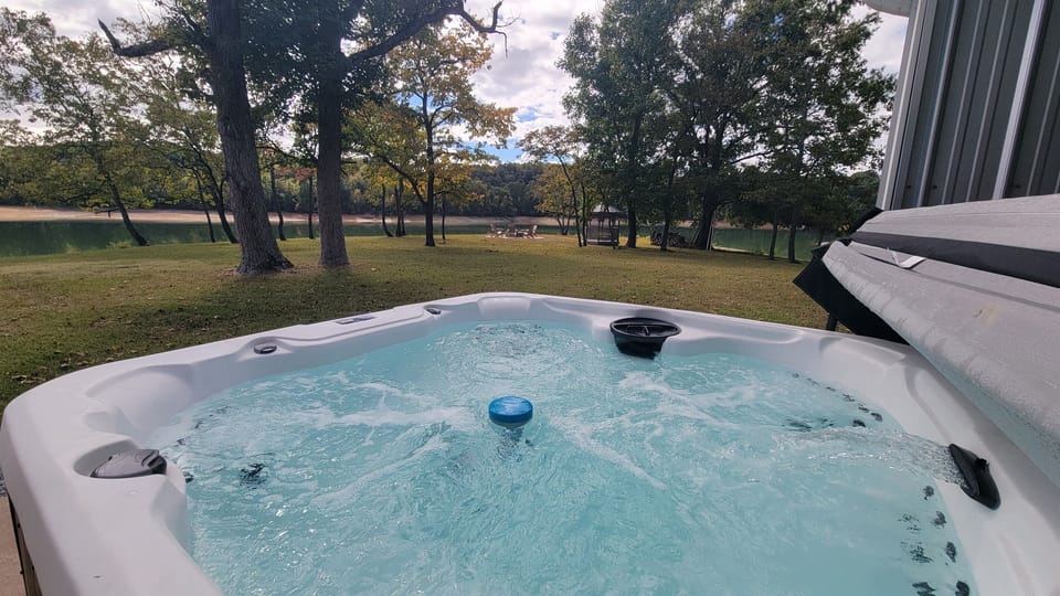 Hot tub