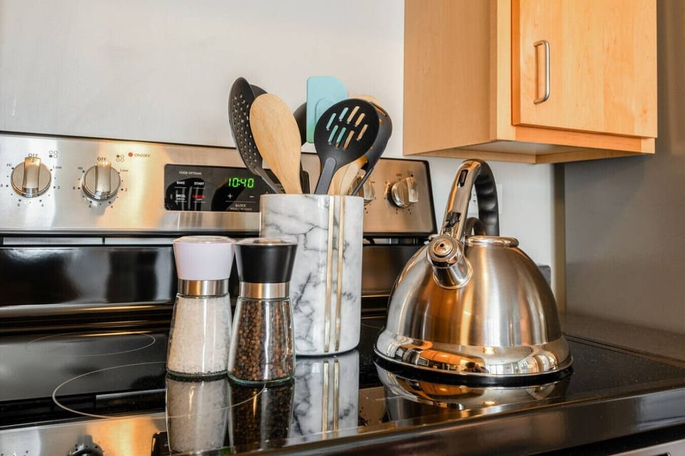 Lots of kitchen amenities!