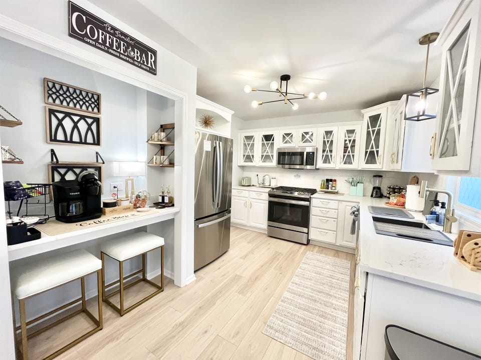 Beautiful Kitchen with coffee bar