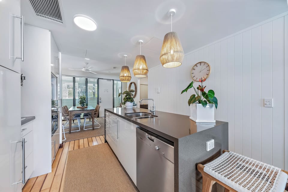 Kitchen (2)
